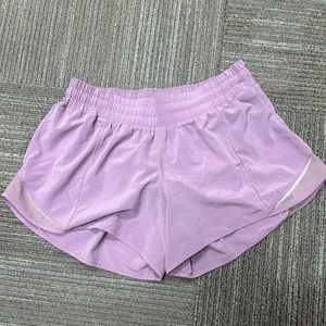 Lululemon hotty hot lined 2.5